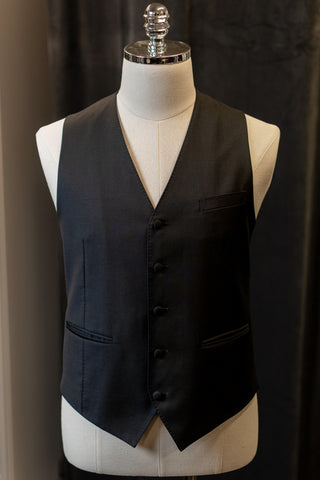 Black Tuxedo With Satin Shawl / Notch Lapels Waistcoat