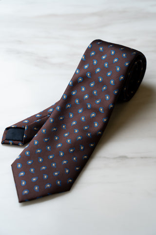 AT088BN Brown Dots Tie